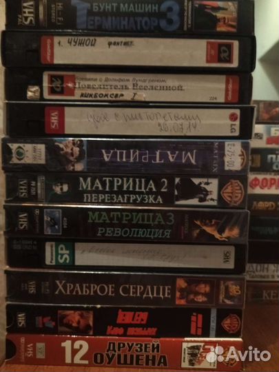 Видеокассеты с фильмами