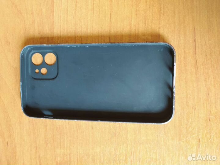 Чехол на iPhone 12