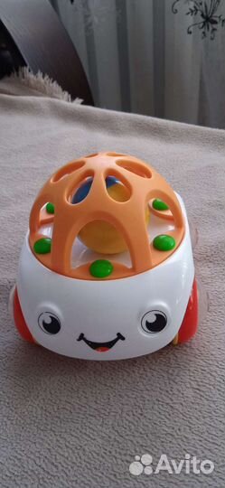 Машинка-погремушка