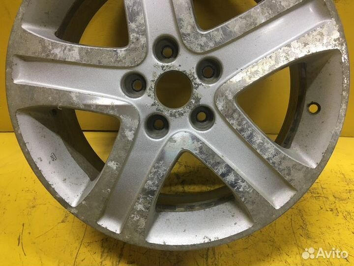 Есть трещина. 4 шт. Диски - R17 (5х114,3)