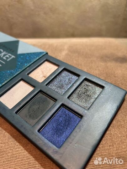 Тени для век