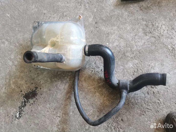 Расширительный бачок ауди 100с4