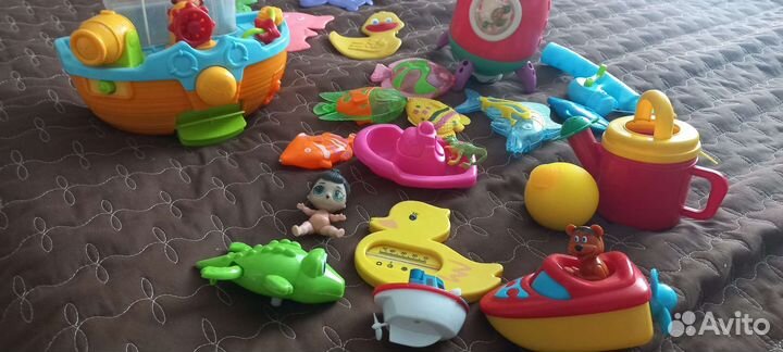 Игрушки пакетом для игр в воде