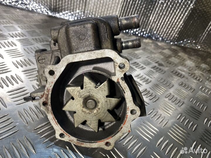 Помпа водяная subaru forester SG 02-07 impreza
