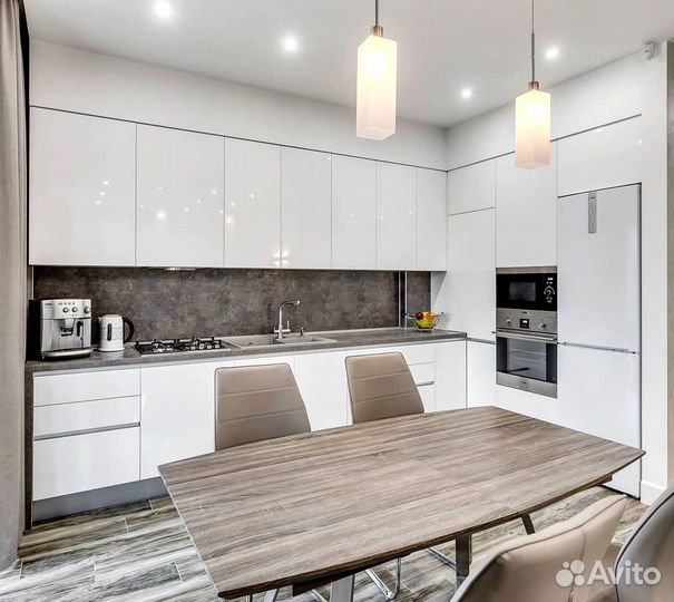 Кухонный гарнитур угловой в потолок