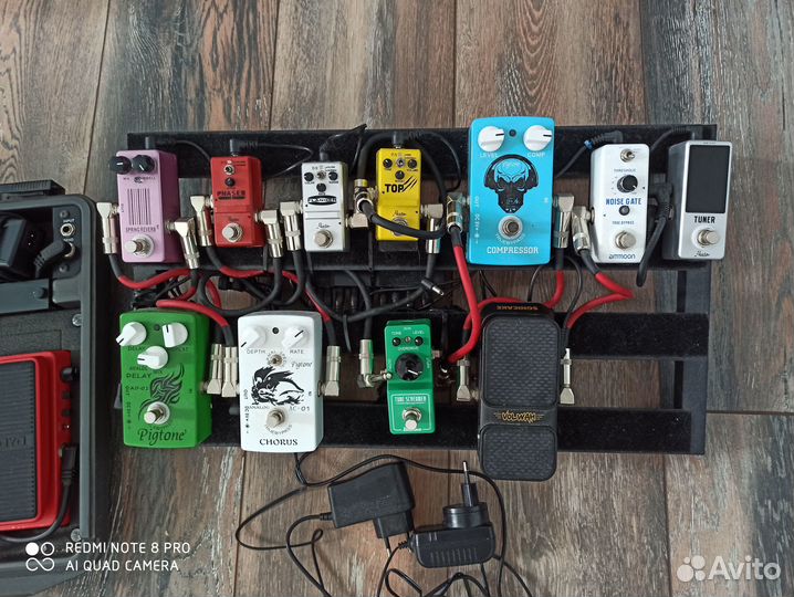 Педалборд с двумя блоками, в состоянии нового