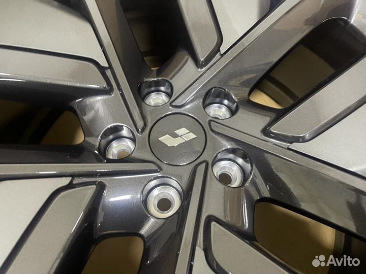 Новые оригинальные диски LiXiang Li, L7,L8, L9 R11