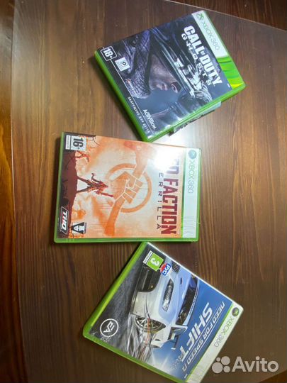 Xbox 360 S + 3 игры в подарок