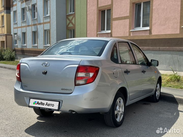 LADA Granta 1.6 МТ, 2012, 183 320 км