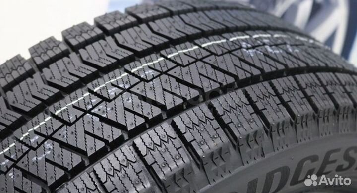 Bridgestone Blizzak Ice 185/65 R15 92T