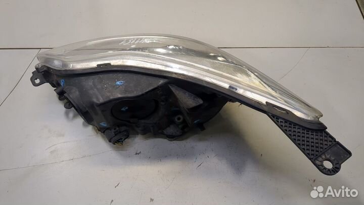 Фара (передняя) Ford Focus 3, 2011