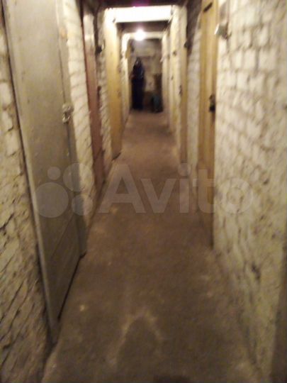 Машиноместо, 10 м²