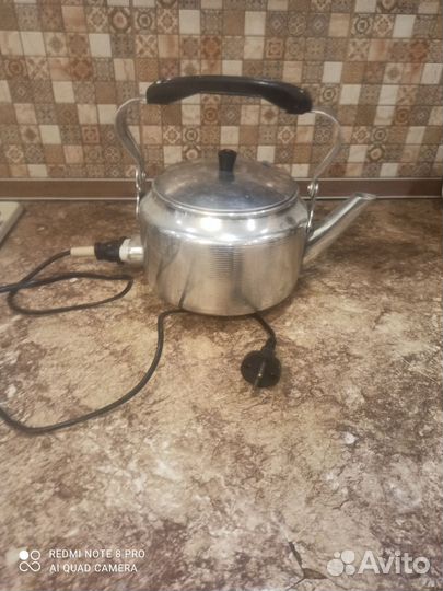 Чайник электрический бу