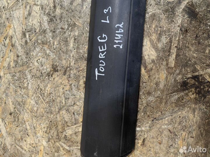 Молдинг Двери задний Левый туарег 1 7L6839787