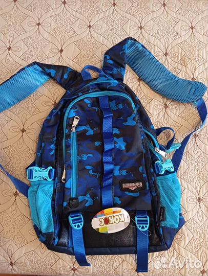 Ранец школьный для мальчика новый