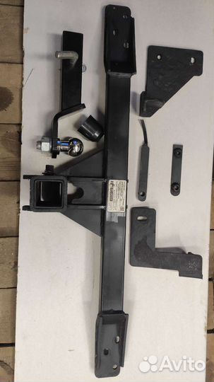 Фаркоп на geely atlas