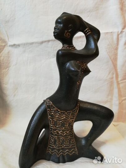 Статуэтка фарфор 26см с картиной