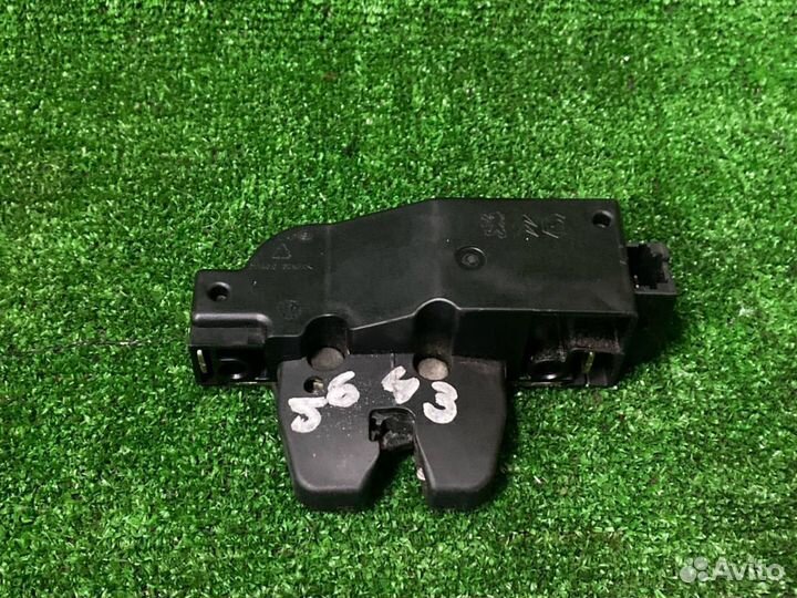 Замок крышки багажника Citroen C4 купэ 2006г