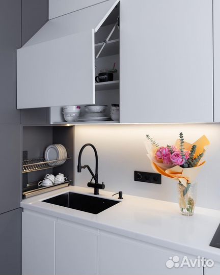 Кухонный гарнитур пластик