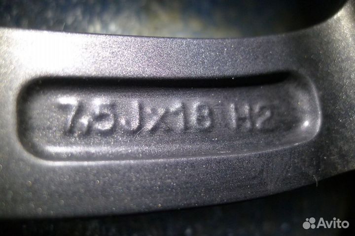 Один оригинальный диск R18 Mercedes W246