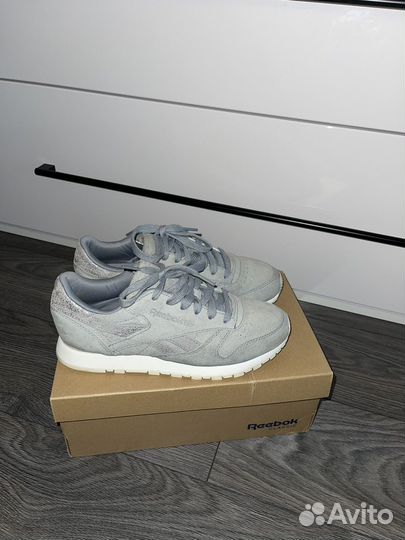 Кроссовки reebok женские