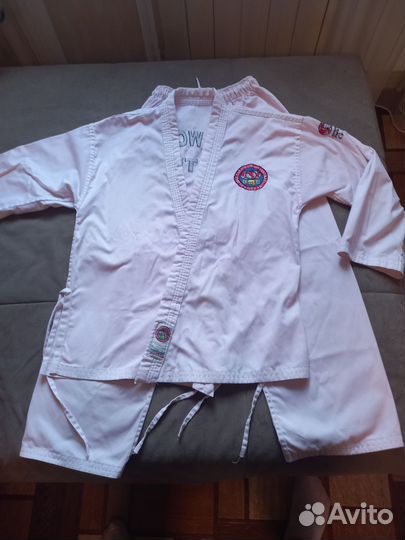 Таеквондо добок и экипировка