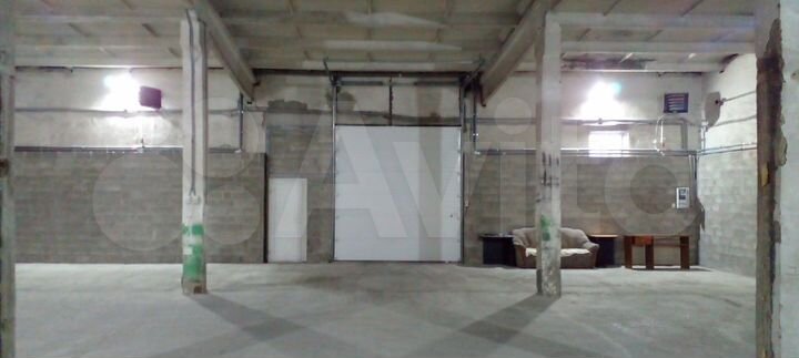 Склад, 700 м²
