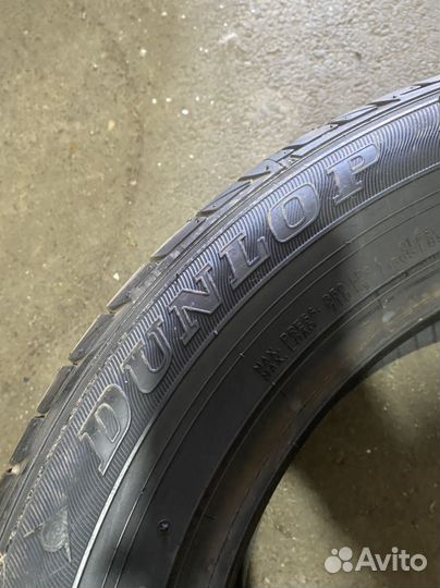 Dunlop SP Sport LM704 215/60 R17