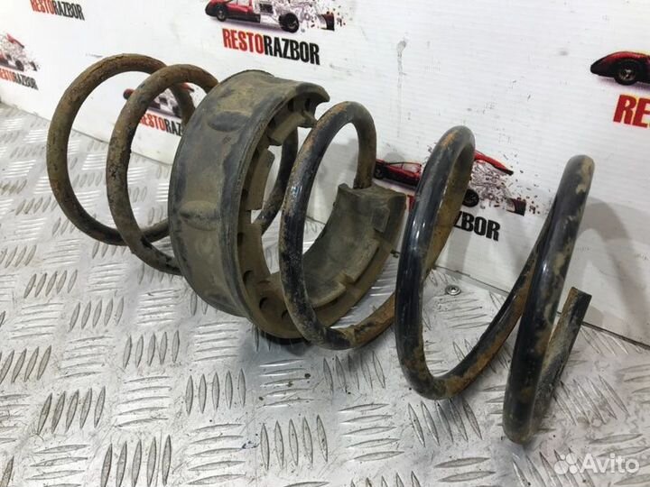 Пружина подвески передняя правая Kia Spectra седан