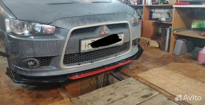 Универсальная губа на передний бампер