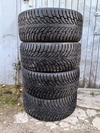 Nokian Tyres Hakkapeliitta 9 SUV 295/40 R21 111T