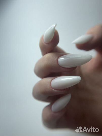 Маникюр,педикюр