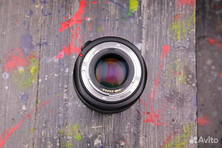 Canon EF 50mm f/1.2L USM