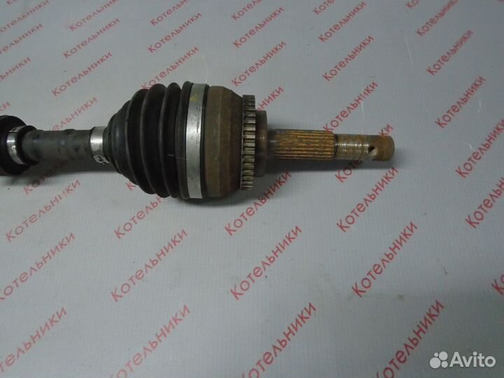 Nissan 39101-BN815 Вал приводной левый