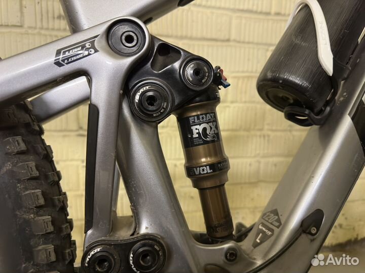 Pivot trail 429 2022 велосипед