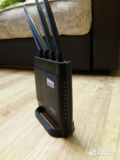Wi-Fi роутер netis WF2780