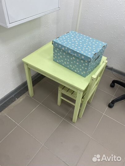 Детский стол и стул IKEA