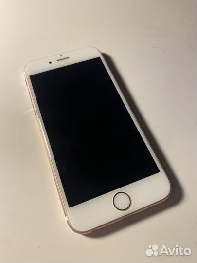 Телефон iPhone 6s