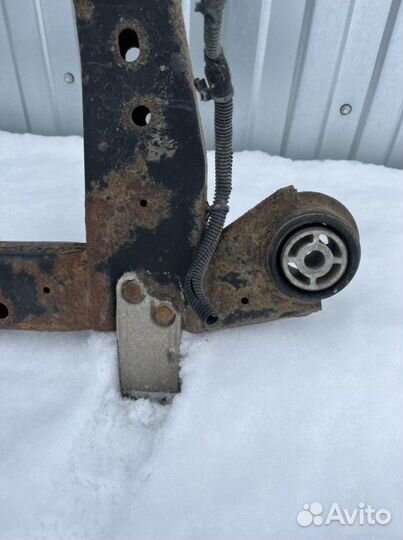 Подрамник Opel Insignia 1.8