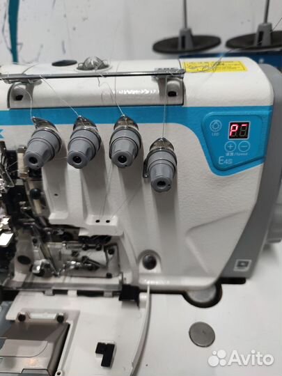 Оверлок Jack E4S-4-M03/333