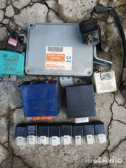 Торпедо Toyota Corona ct190