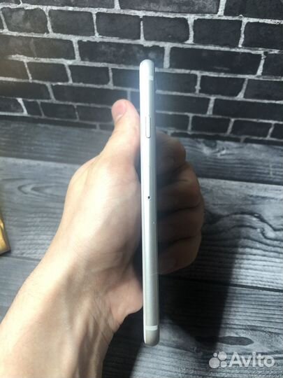 iPhone 8 64gb