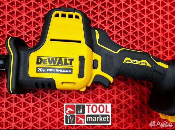 Аккумуляторная сабельная пила Dewalt DCS369