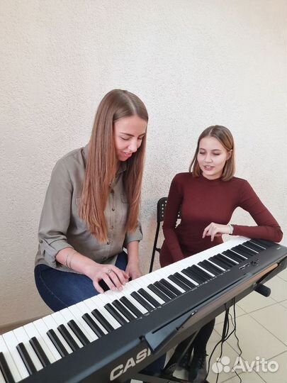 Уроки вокала и фортепиано