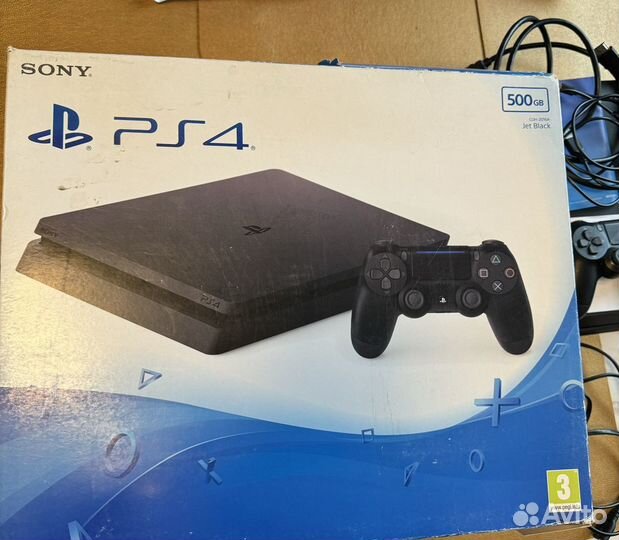 Sony PS4 slim