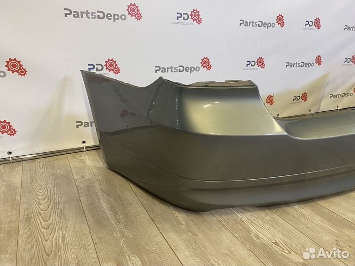 Задний бампер BMW E90 2005 оригинал