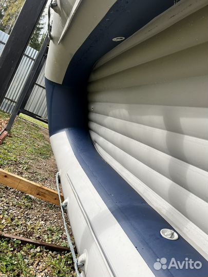 Лодка Флагман 380