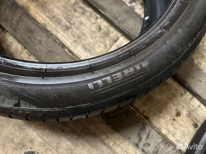 Pirelli P Zero 285/40 R22 110Y