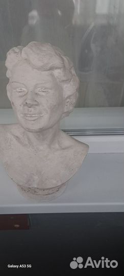 Гипсовый бюст