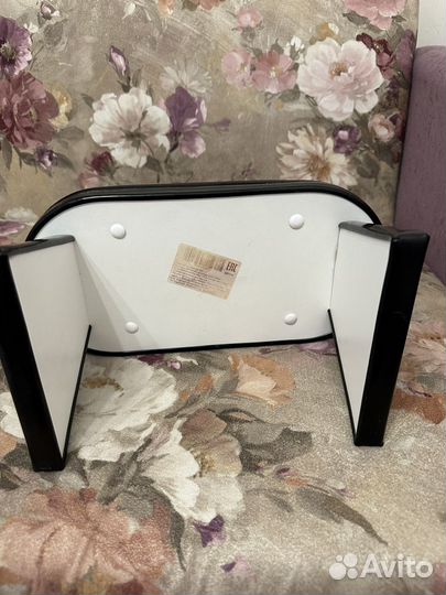 Подставка для рук маникюрная